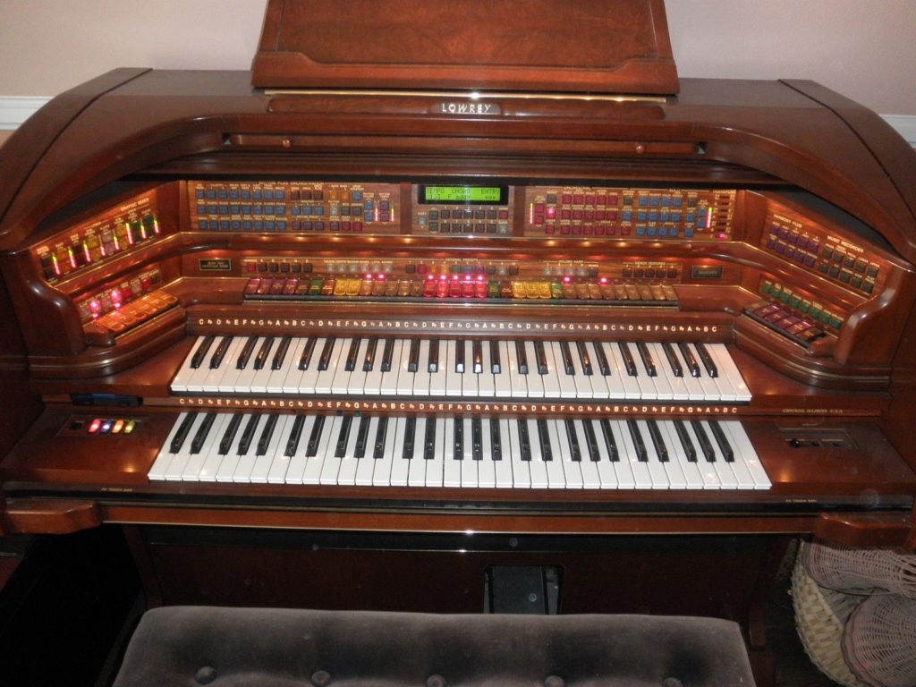 lowrey majesty | Lowrey Organ